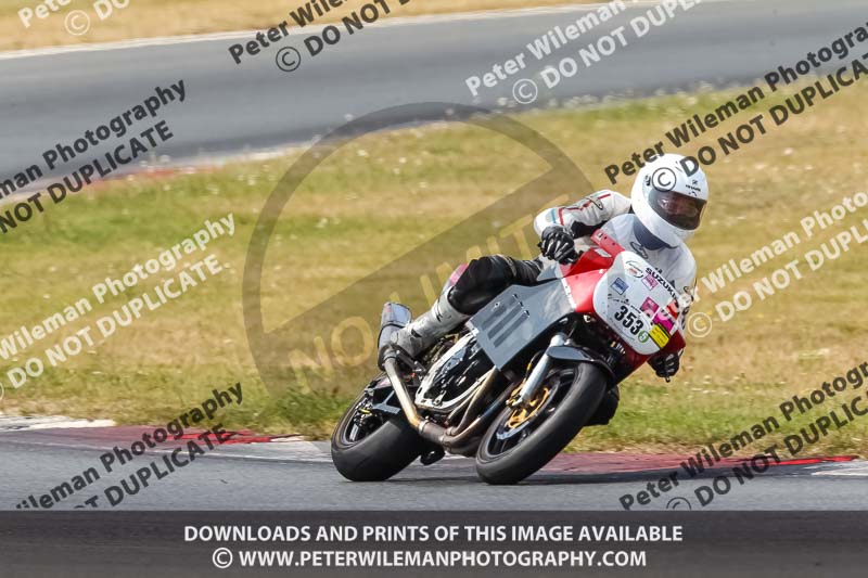 enduro digital images;event digital images;eventdigitalimages;no limits trackdays;peter wileman photography;racing digital images;snetterton;snetterton no limits trackday;snetterton photographs;snetterton trackday photographs;trackday digital images;trackday photos